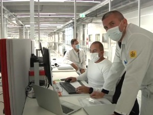 Nova nemačka fabrika završava se u Pančevu – svaki drugi noviji automobil na svetu ima njihov deo
