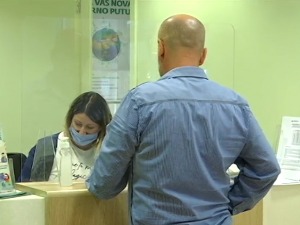 Inflacija i štedni ulozi u dinarima - da li treba staviti prst na čelo ili na digitron