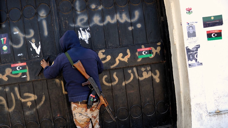 Либија, "калашњиков" демократија против сина Моамера Гадафија