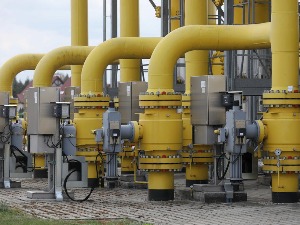 Cene gasa i osnovnih životnih namirnica ostaju ograničene, smanjene akcize na naftne derivate