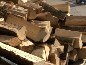 Jagma za ogrevom – cena drva udvostručena, a peleta gotovo da nema