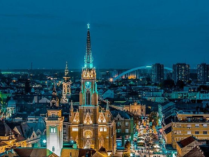 Јутарњи програм из три студија