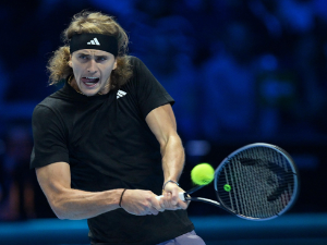 Зверев савладао Алкараза и уписао први тријумф на Завршном мастерсу у Торину