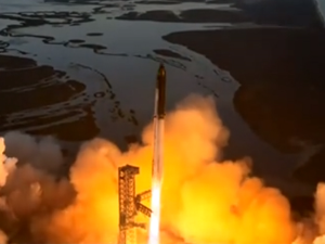 Друга срећа за Маска и „Старшип“ – успешно лансирање најмоћније ракете, али само прве две фазе