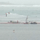 Амерички војни авион промашио писту код Хаваја па слетео у море
