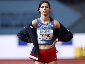 Ангелина осваја планету