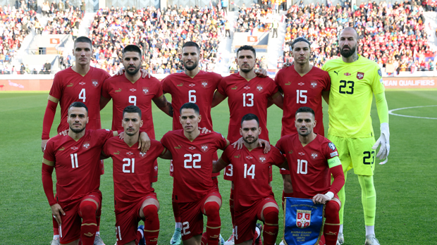 Фудбалска репрезентација Србије забележила пад од пет места на Фифиној листи ( EPA-EFE/ANDREJ CUKIC) Фудбалска репрезентација Србије забележила пад од пет места на Фифиној листи