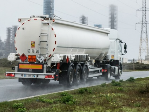 Европске пумпе у проблему због несташица нафте и деривата – ценовници нестабилни, авио-горива све мање