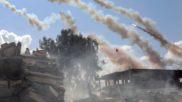 Истекло примирје Израела и Хамаса, ваздушни и артиљеријски удари широм Газе