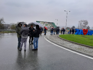 Мештани села на траси изградње Моравског коридора блокирали кружни ток у Прељини