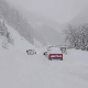 Снег на планинама на КиМ, у више села око Брезовице и Драгаша, отежано снабдевање електричном енергијом