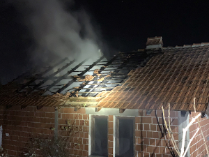 Изгорелa кућа повратника у Белом Пољу код Пећи