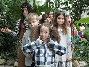 Мина прелази нивое: Мина слави рођендан