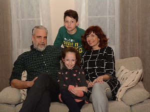 Мина прелази нивое: Мина мора да црта