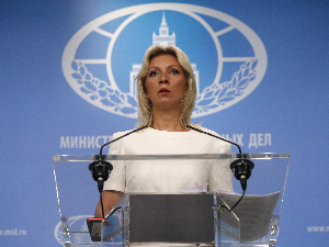 Захарова: Упозорења ЕУ Вучићу због посете Москви су "гангстерске методе"