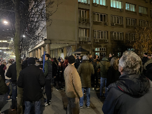 Десети протест грађана и коалиције "Србија против насиља" завршен испред РТС-а