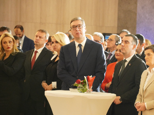 Вучић: Нећу им дозволити да украду народну вољу, не постоји ништа важније од тога
