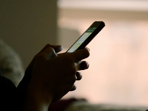 Телефони свуда око нас, а све мање разговарамо једни с другима