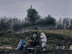 Остин са Шојгуом: Летелице САД деловаће где год допушта међународно право; ЕУ разматра помоћ војсци Молдавије