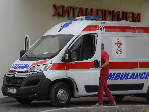 Два младића тешко повређена у нападу ножем на Врачару