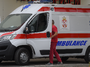 Два тинејџера повређена у тучи у Новом Саду, нападачи побегли