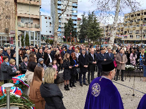 Парастосима и поменима на КиМ обележава се годишњица мартовског погрома