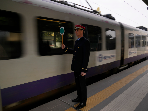 Три недеље после судара два воза Грчка покренула железнички саобраћај