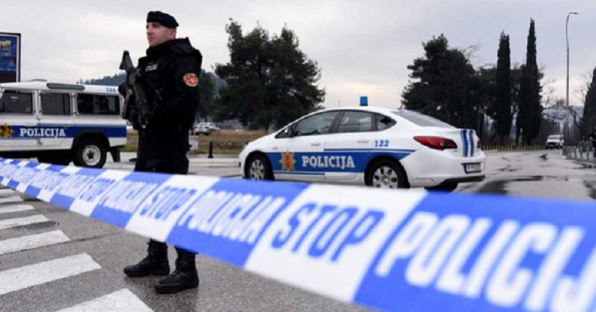 Црна Гора, расписана национална потерница за полицајцима због шверца кокаина Црна Гора, расписана национална потерница за полицајцима због шверца кокаина