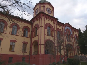 Спомен-библиотека Карловачке гимназије- чувар традиције и историје Спомен-библиотека Карловачке гимназије- чувар традиције и историје
