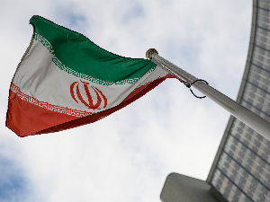 Иран ‒ изнутра и извана