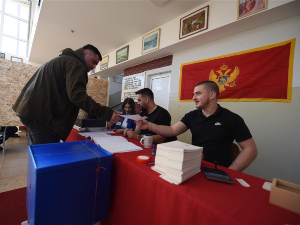 Црна Гора, право гласа на парламентарним изборима имаће 1.445 грађана више него на председничким
