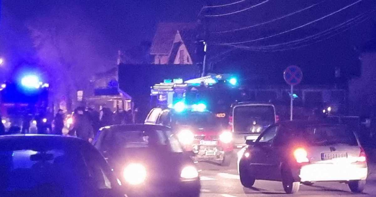 Пожар у кући у Крагујевцу, евакуисане две особе Пожар у кући у Крагујевцу, евакуисане две особе