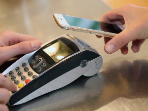 Без новчаника и картице – да ли је плаћање мобилним телефоном најбезбедније