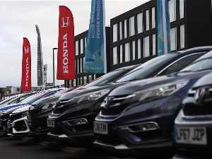 Хонда повлачи више од 330.000 возила због јастучића за грејање