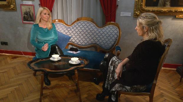 Тамара и Јелена на снимању емисије у Дому Јеврема Грујића