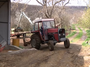 Оko 100.000 traktora u Srbiji nema kabinu ili zaštitni ram
