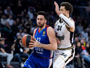 Мицић разигравао саиграче, Ефес убедљив против Виртуса (euroleague.net) Мицић разигравао саиграче, Ефес убедљив против Виртуса