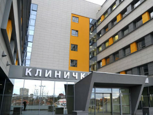 УКЦ Ниш: Пацијенткиња повређена у несрећи код Бруса и даље животно угрожена