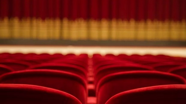 Код два бела голуба: Цоца, миљеница Београда