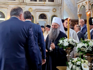 Опело мајци патријарха Порфирија, присуствује и председник Вучић