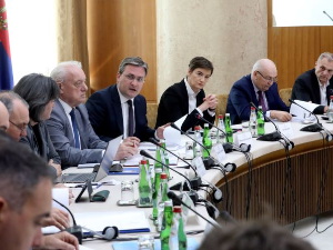 Минимална цена рада и материјални положај просветних радника главне теме на седници Социјално-економског савета