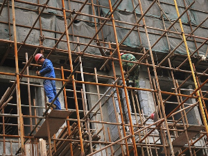 Колико ће нови Закон о безбедности и здрављу на раду побољшати положај радника у Србији 