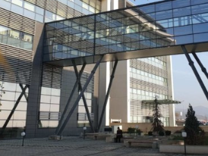 Приштина, једномесечни притвор осумњиченом за нереде у Звечану прошле године