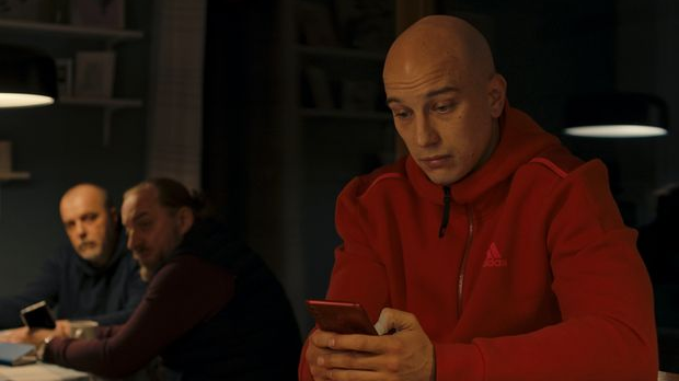 У клинчу, ТВ серија