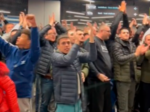 Ватрени дочек "гробара" на аеродрому "Никола Тесла", кошаркаши Партизана се вратили у Београд