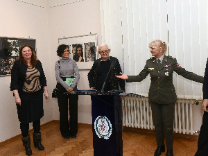 У Дому војске отворена изложба „Скривени знаци природе“