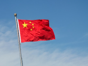 Шест особа осуђено на затвор у Кини због држања жене у ланцима