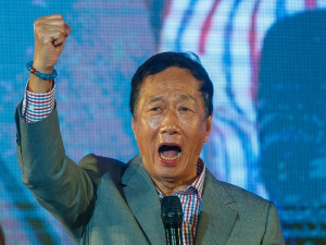 Оснивач моћног Фокскона жели да постане председник Тајвана и изглади односе с матицом Кином