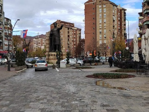 Радојевић са командантом КФОР-а о безбедносној ситуацији у Северној Митровици