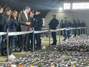 Приказ предатог оружја у Дуваништу, до јутрос прикупљено 13.500 комада наоружања